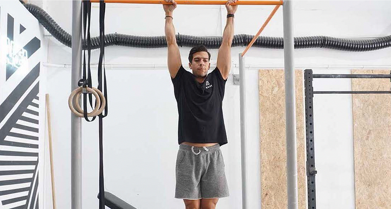 Dead Hang Challenge to Test Grip and Upper Body Strength